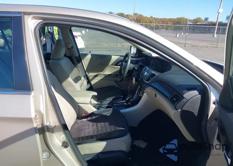 2017 Honda Accord Lx из США, поврежденный, VIN 1HGCR2F33HA202502